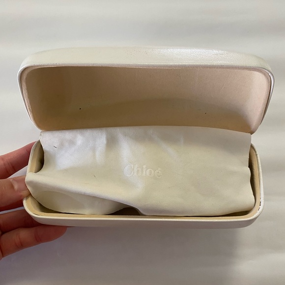 Chloe wide rectangle brown sunglasses! - Picture 4 of 12